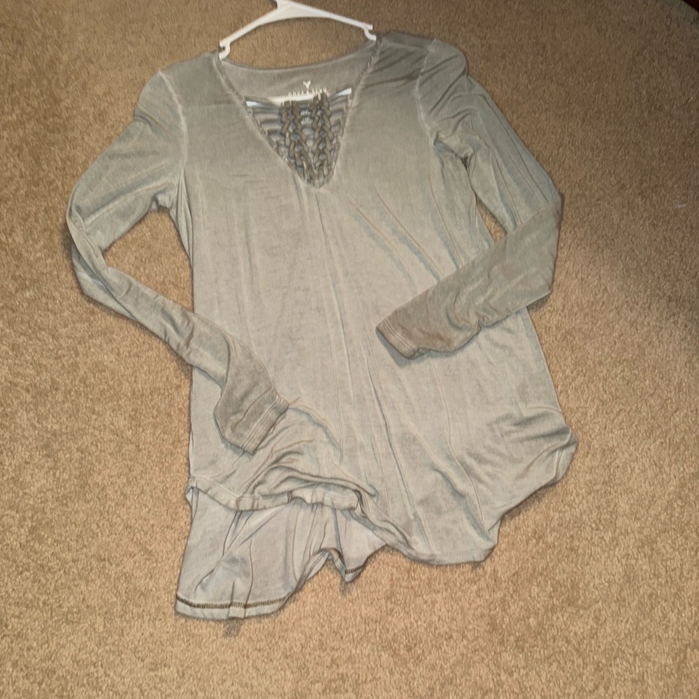 AE women’s  Long Sleeve Lace-Up V-Neck Top — Light green